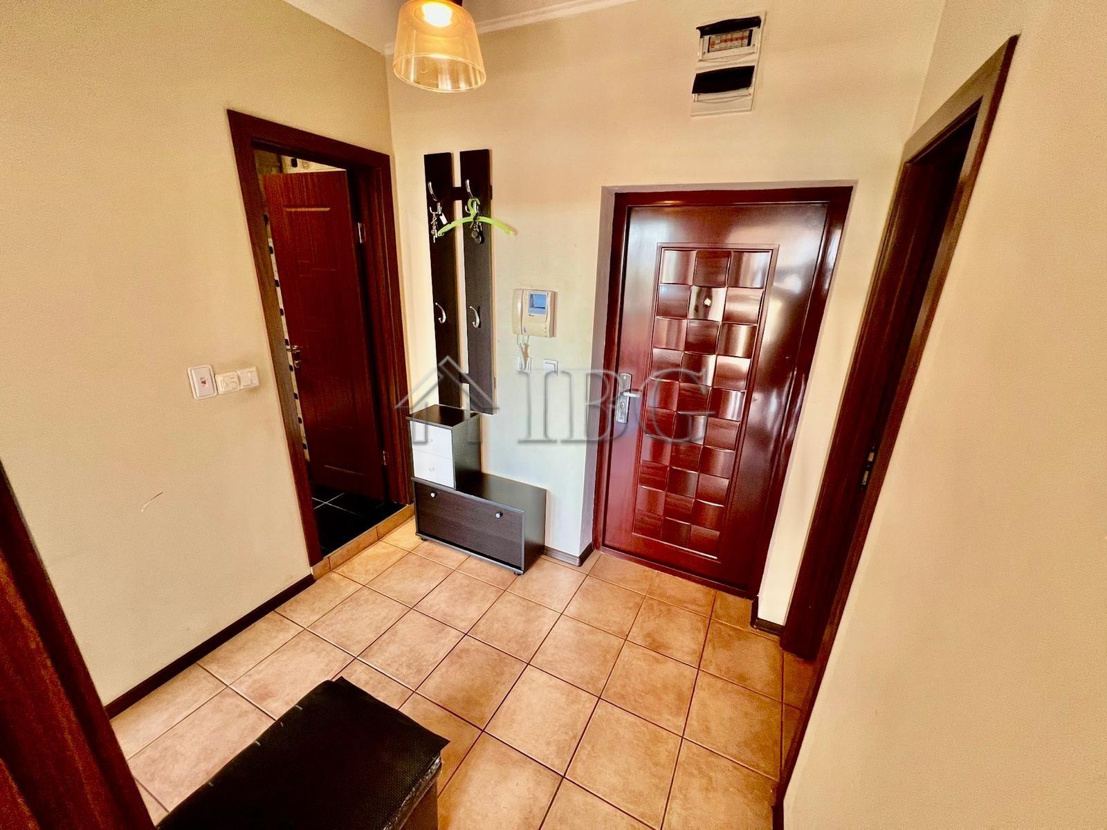 1-Bedroom Apartment in Perla Complex Prime Location near Sea Garden, Burgas — photo 10 of 13