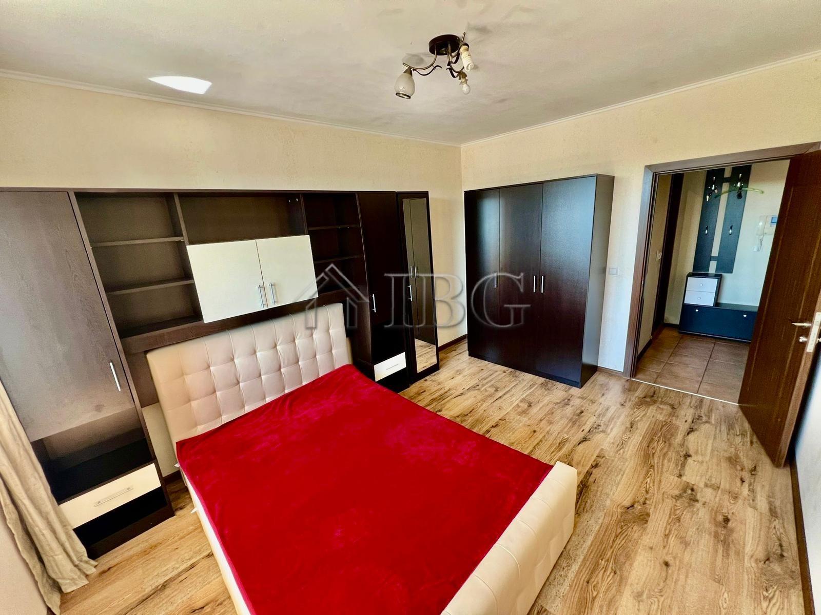 1-Bedroom Apartment in Perla Complex Prime Location near Sea Garden, Burgas — photo 8 of 13