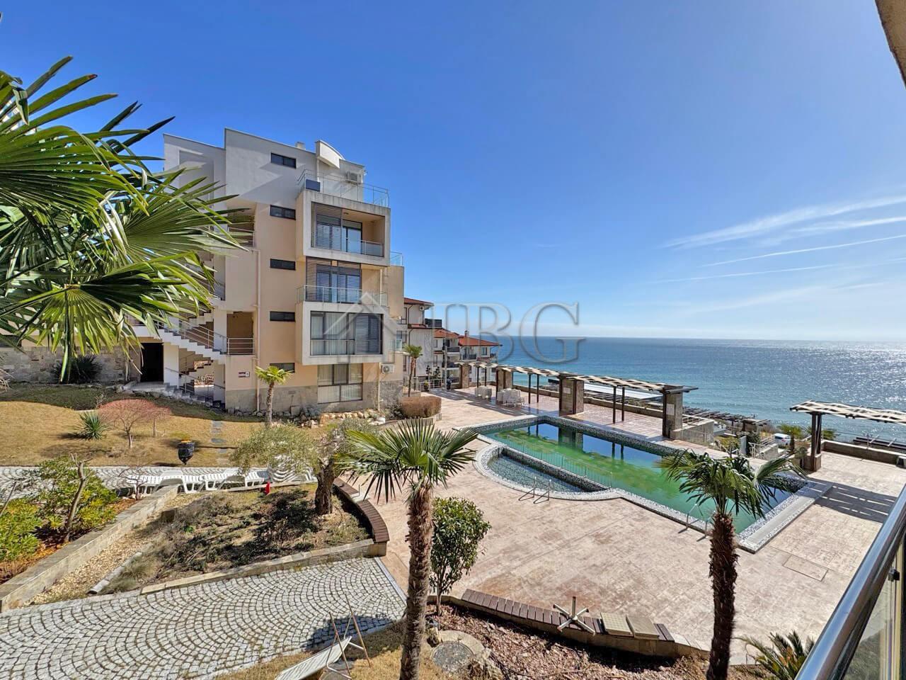 Luxury 1-Bedroom Apartment with Sea and Pool View Dolce Vita 2 — main photo
