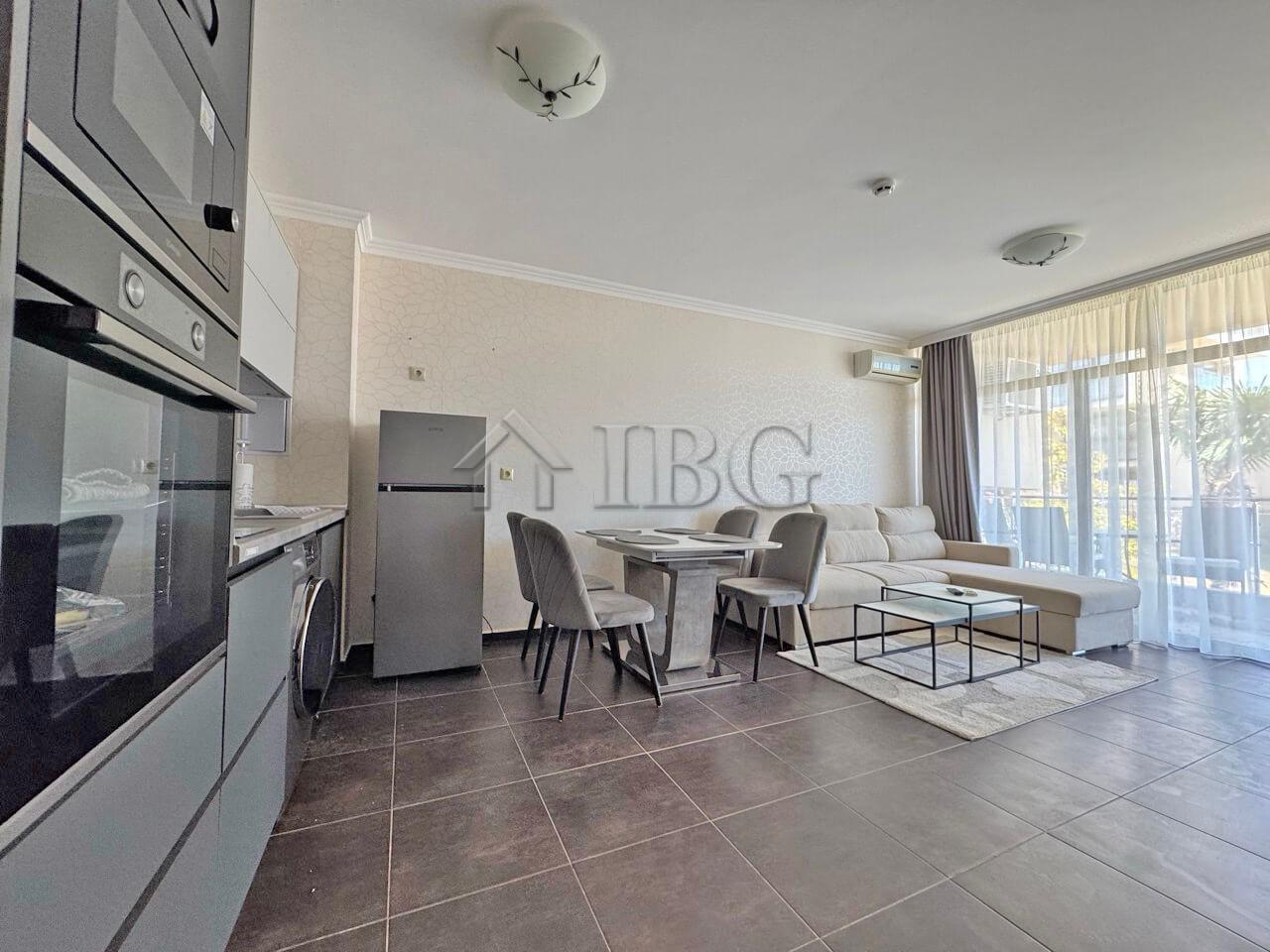 Luxury 1-Bedroom Apartment with Sea and Pool View Dolce Vita 2 — photo 6 of 12