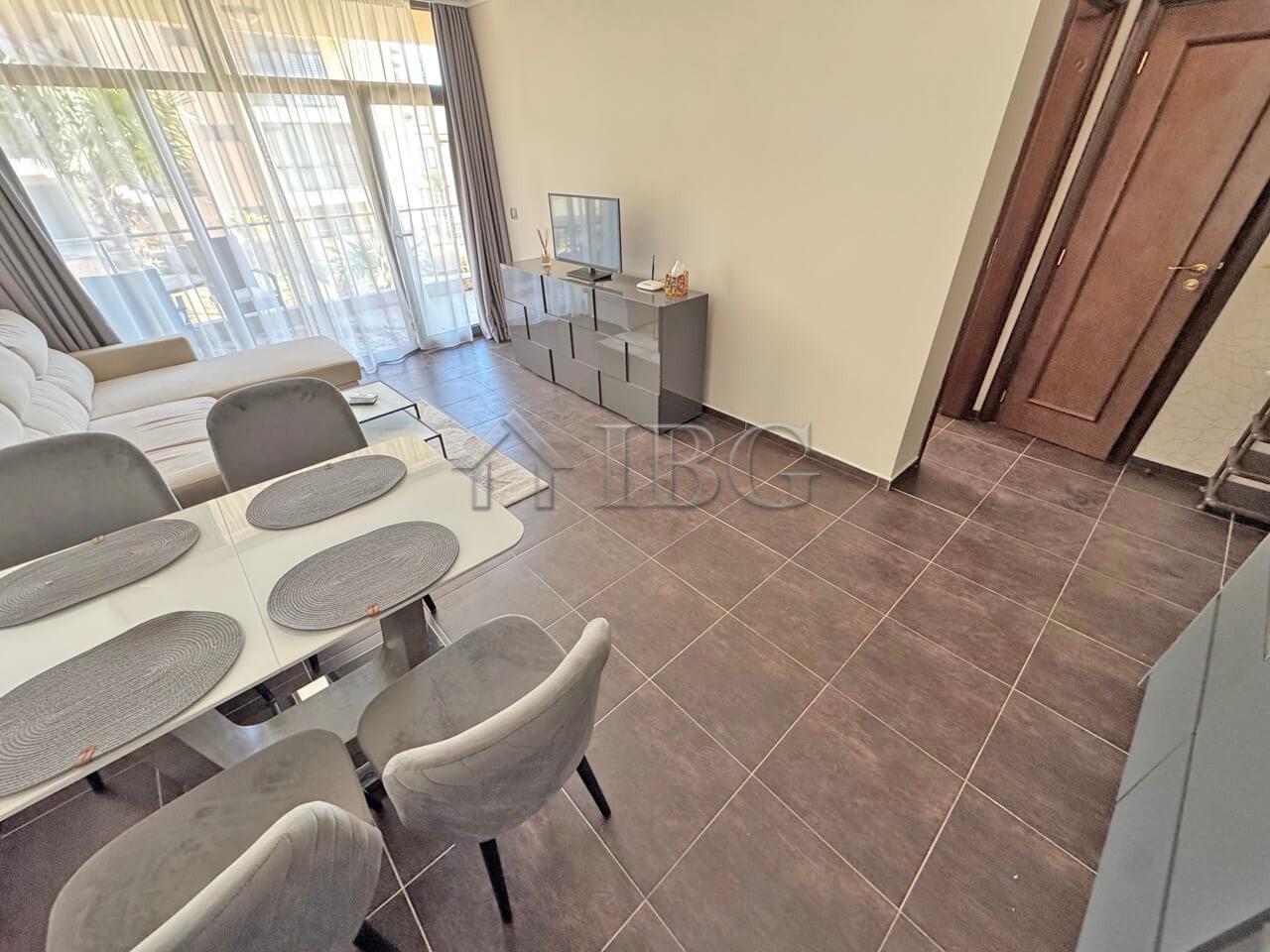 Luxury 1-Bedroom Apartment with Sea and Pool View Dolce Vita 2 — photo 9 of 12