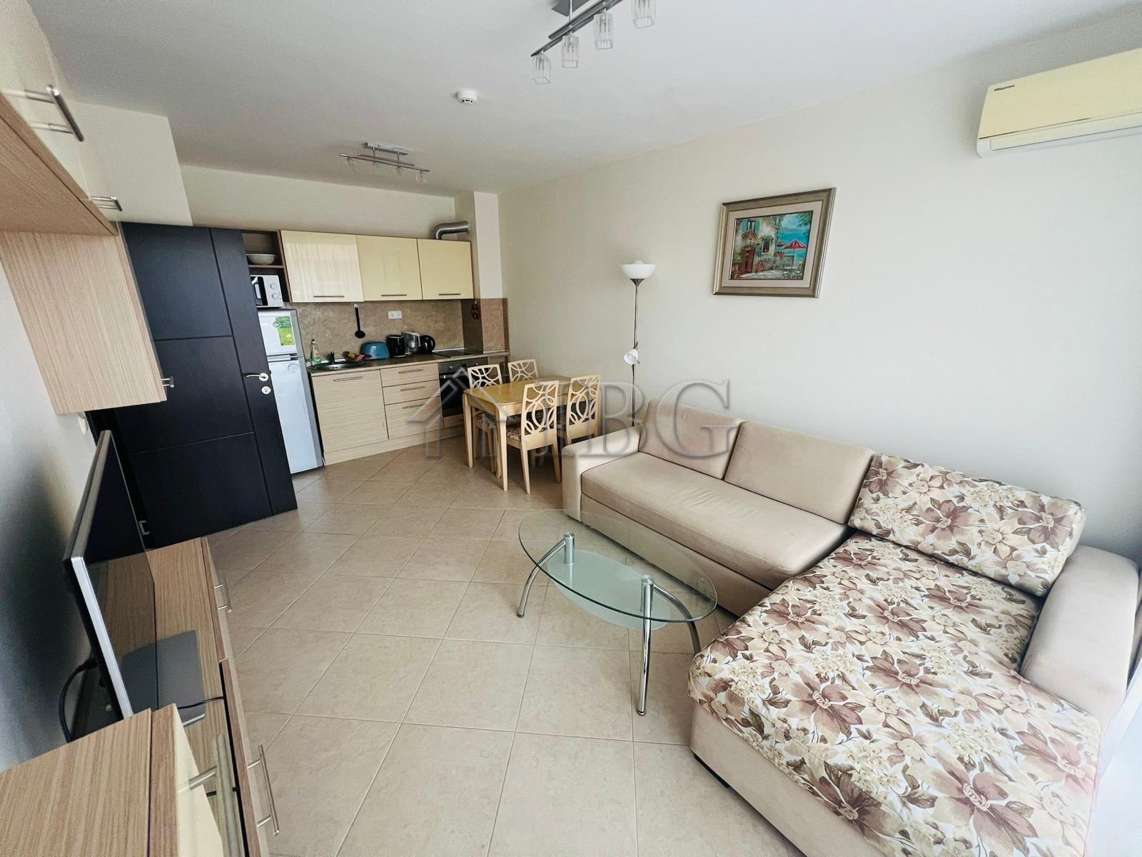 One-Bedroom Apartment Sun & Sea, Sunny Beach — photo 4
