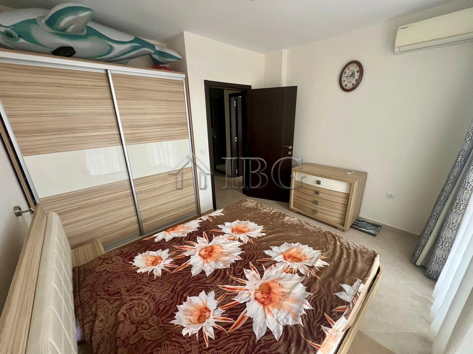 One-Bedroom Apartment Sun & Sea, Sunny Beach — photo 10 of 25