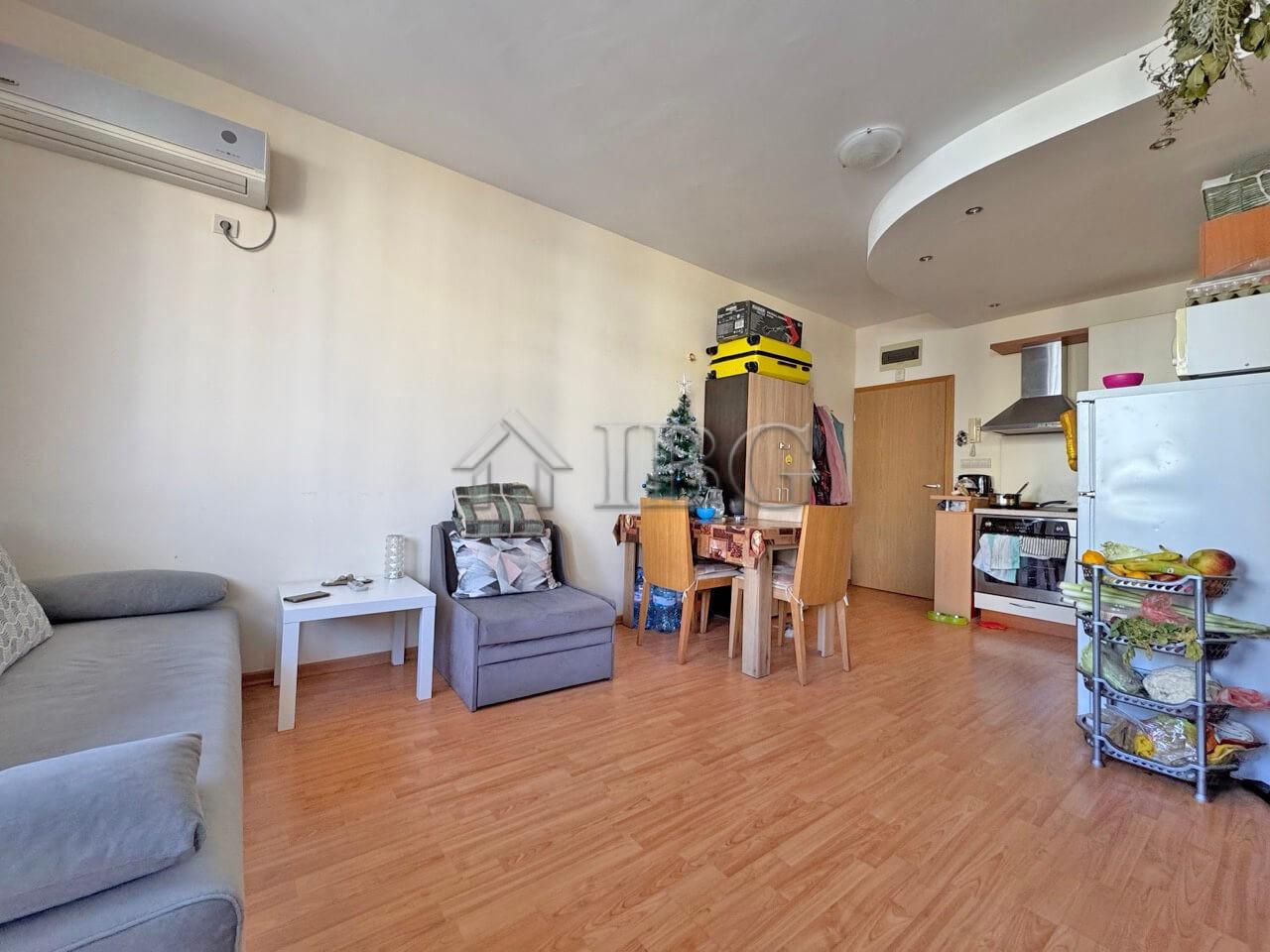 Hot Offer! Furnished 1-Bedroom Apartment Garden of Eden, Sveti Vlas — photo 12 of 25