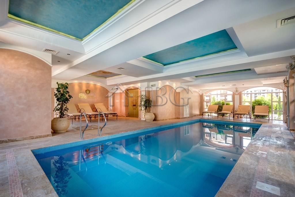 Studio Apartment in Izida Palace Sunny Beach — photo 4
