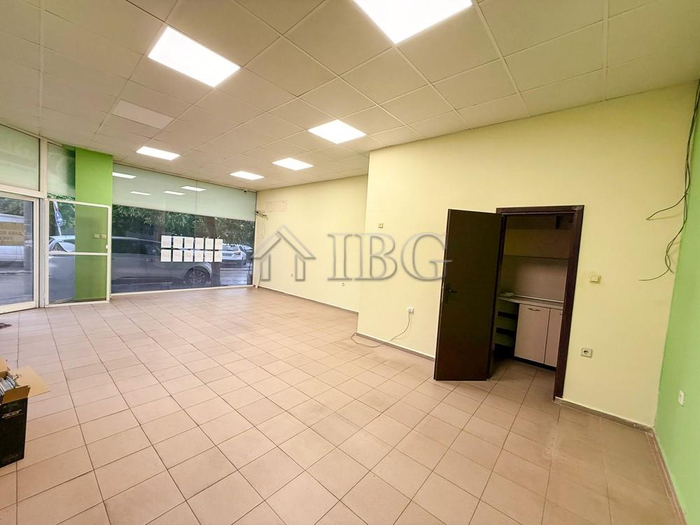 For rent! Corner office on the ground floor in the center of Ruse — photo 7 of 11