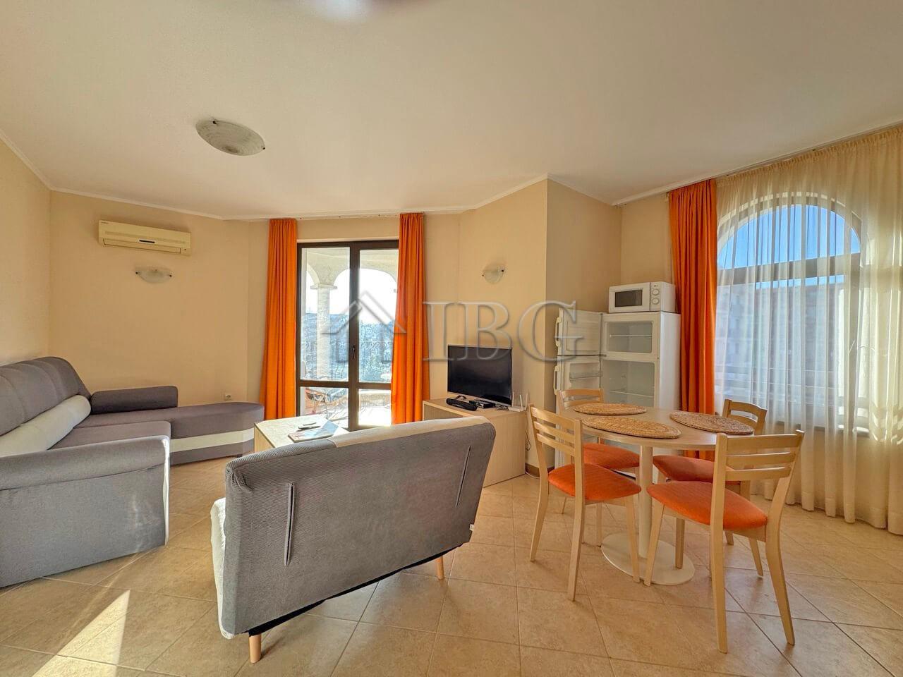 Apartment with 2 Bedrooms and 2 Bathrooms in Royal Sun, Sunny Beach — photo 6