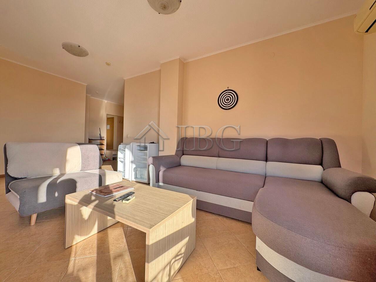 Apartment with 2 Bedrooms and 2 Bathrooms in Royal Sun, Sunny Beach — photo 7 of 25
