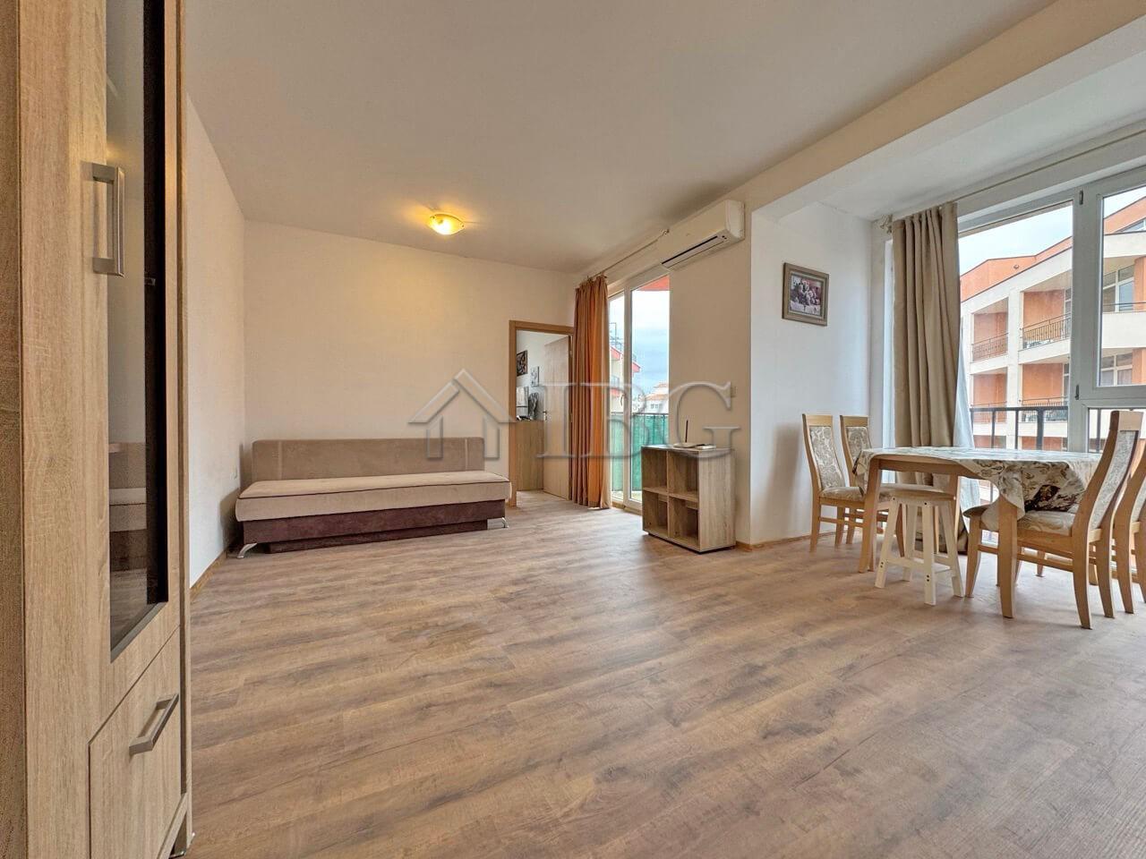 1-Bedroom Apartment with Pool View Sunny View Central, Sunny Beach — main photo