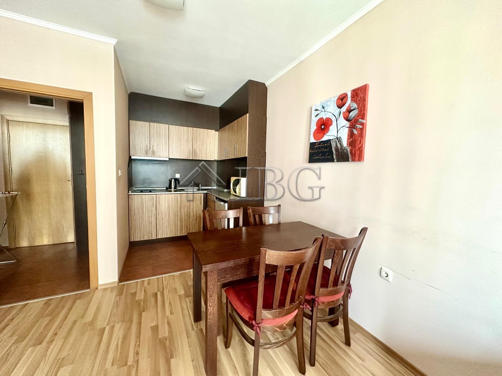 Apartment with One-bedroom in Pacific 2, Sunny Beach — photo 4