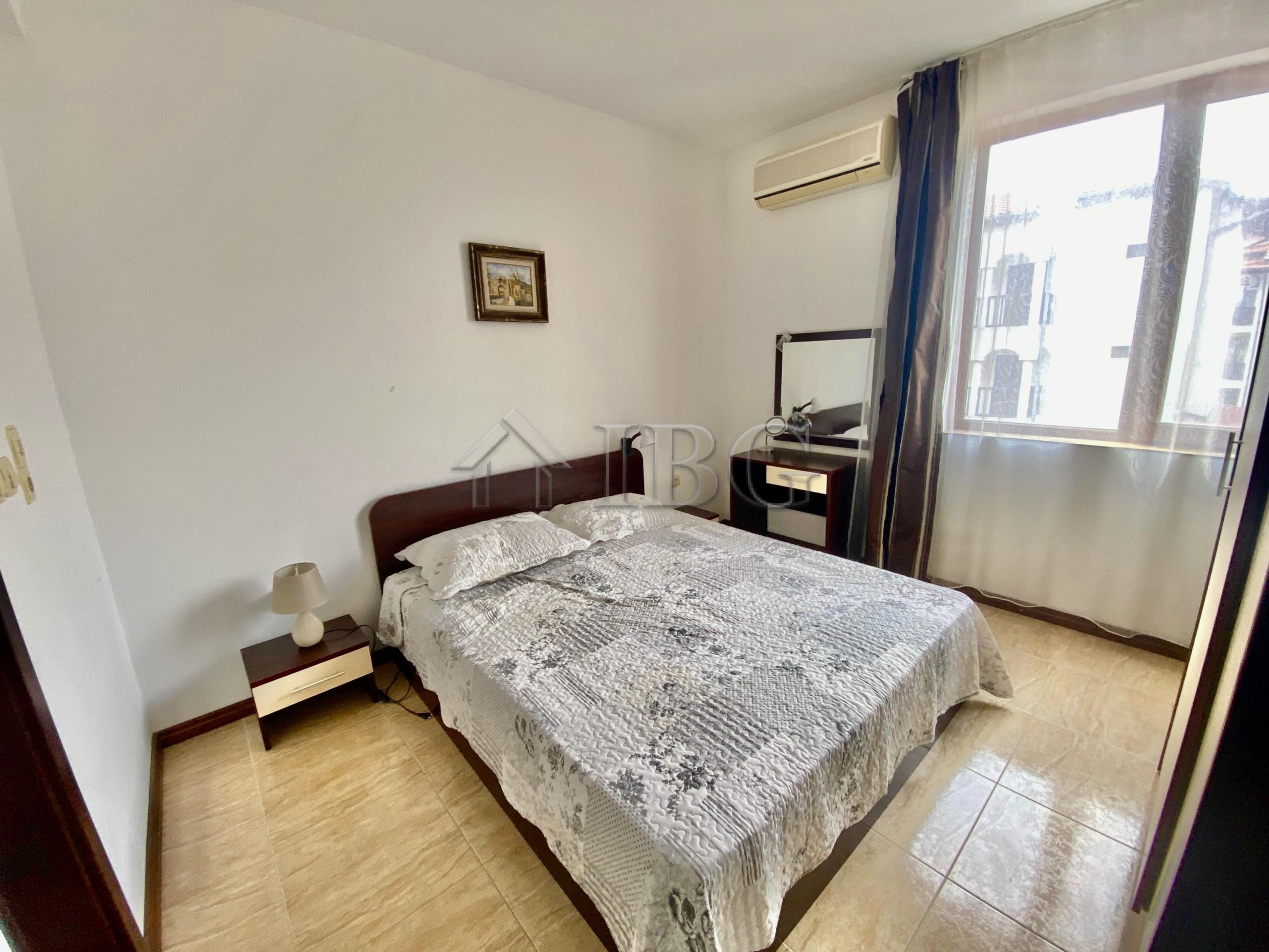 2-Bedroom Apartment with Sea View Tryavna Complex, Sveti Vlas — photo 12 of 18