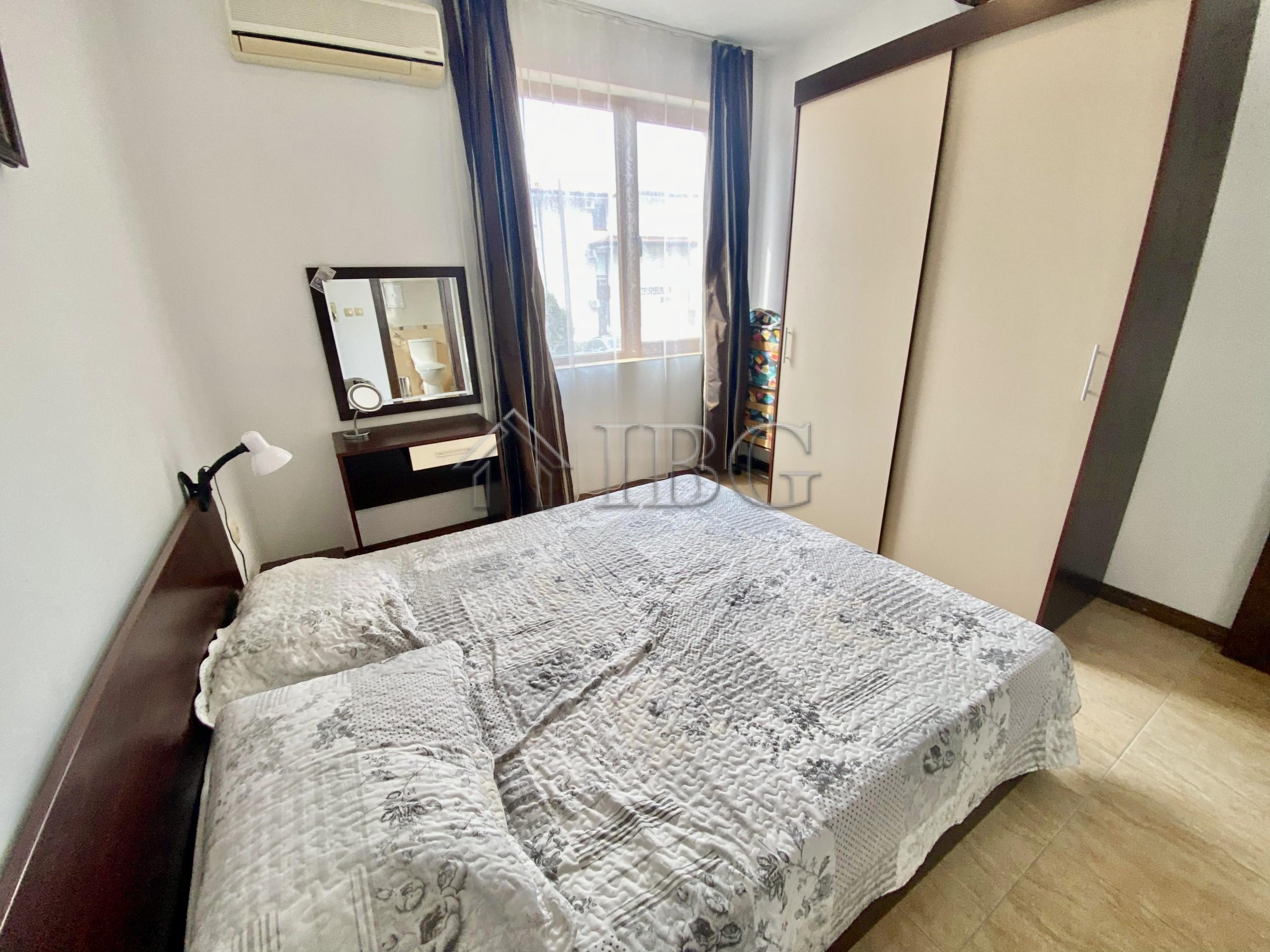 2-Bedroom Apartment with Sea View Tryavna Complex, Sveti Vlas — photo 10 of 18