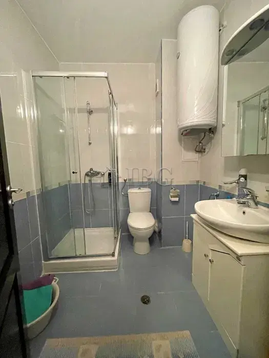 2-Bedroom Apartment with Sea View Tryavna Complex, Sveti Vlas — photo 18 of 18