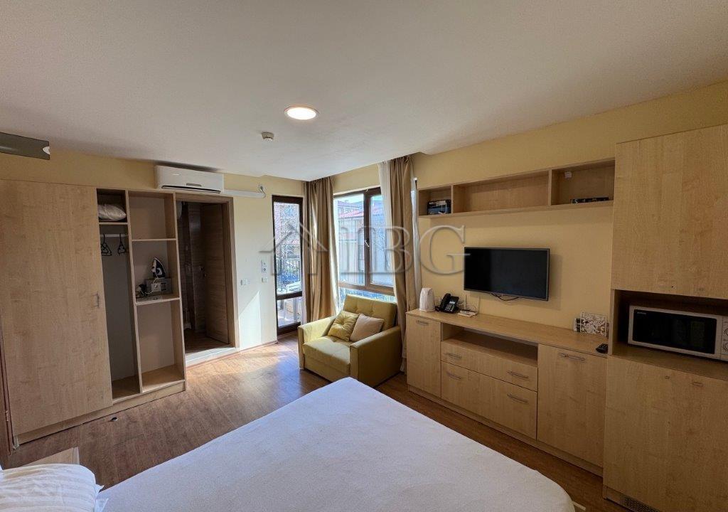 Furnished Studio on the First Line Premier Fort Beach, Sveti Vlas — photo 9 of 25
