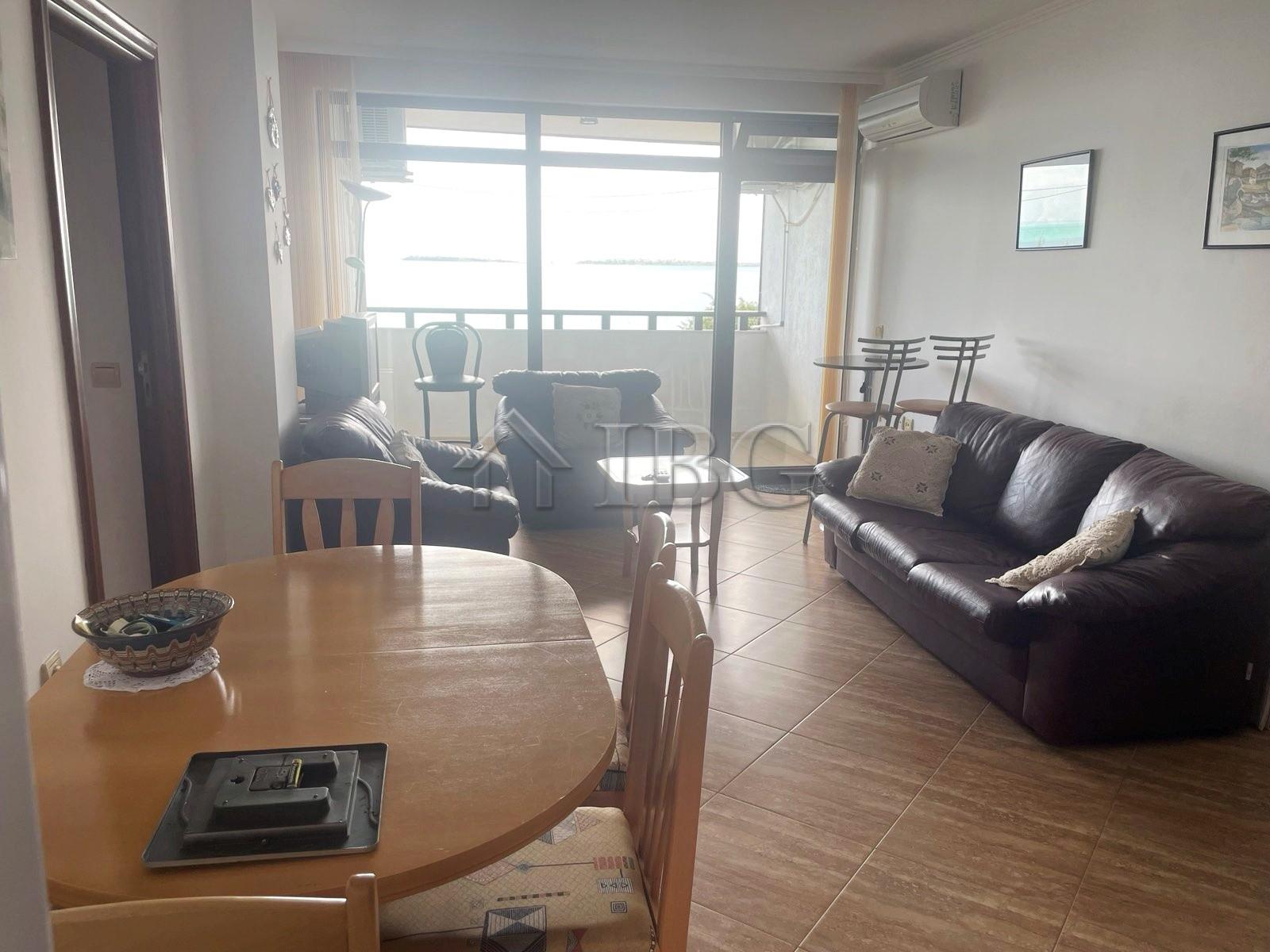 2-Bedroom apartment with Frontal SEA View, Etara 1, Sveti Vlas — photo 13 of 23