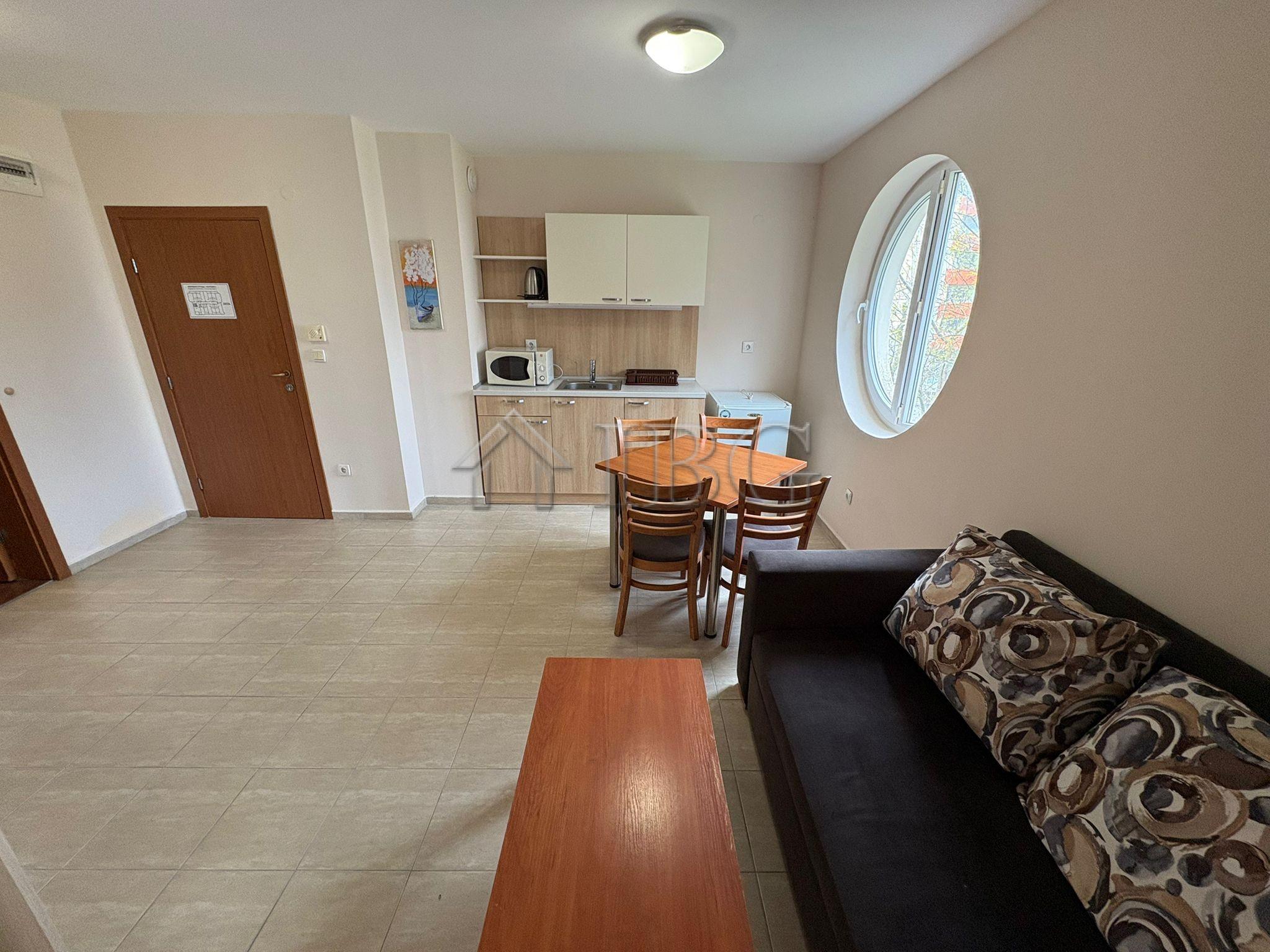 Spacious 2-Bedroom Apartment Karlovo Aparthotel - 200 m from the Beach — photo 9 of 25