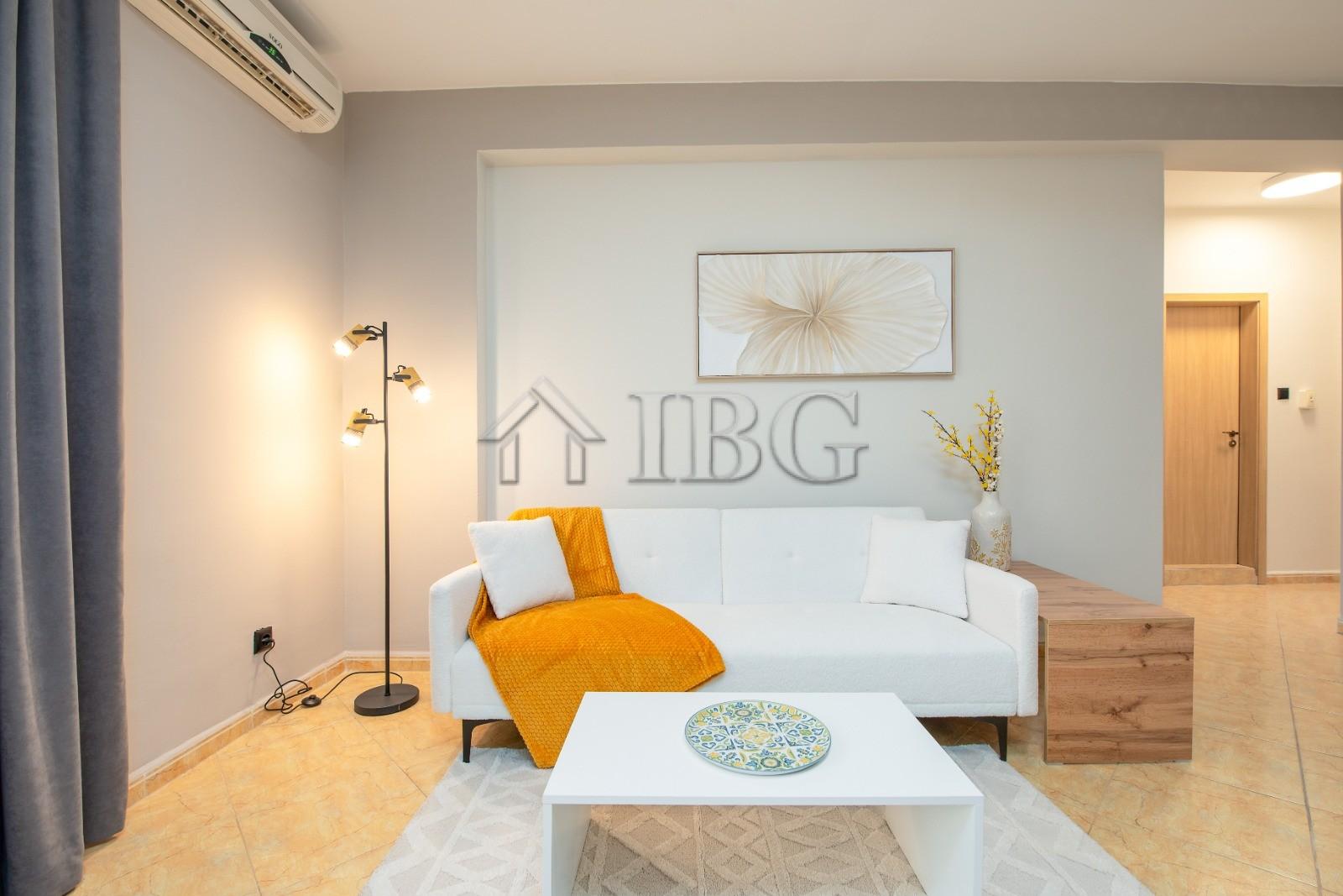 Renovated 2-Bedroom Apartment with Pool View Bravo 5 - Prime Central Location — photo 9 of 21
