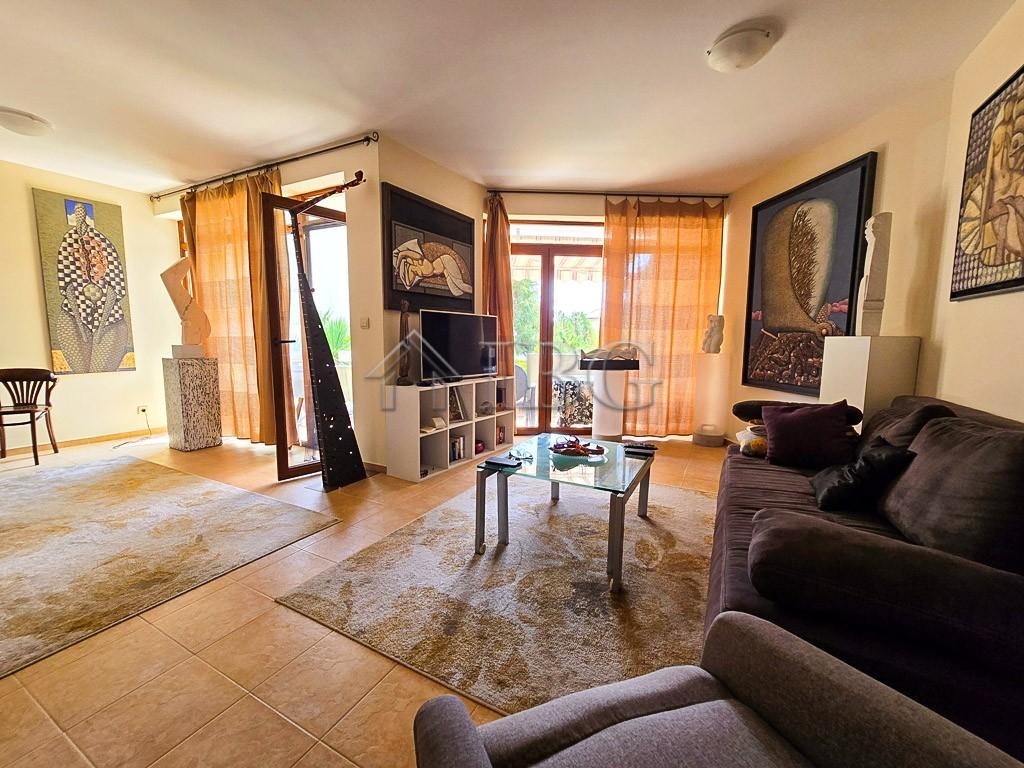 2-Bedroom House with Garden Almond Hill Complex, Kosharitsa — photo 14 of 25