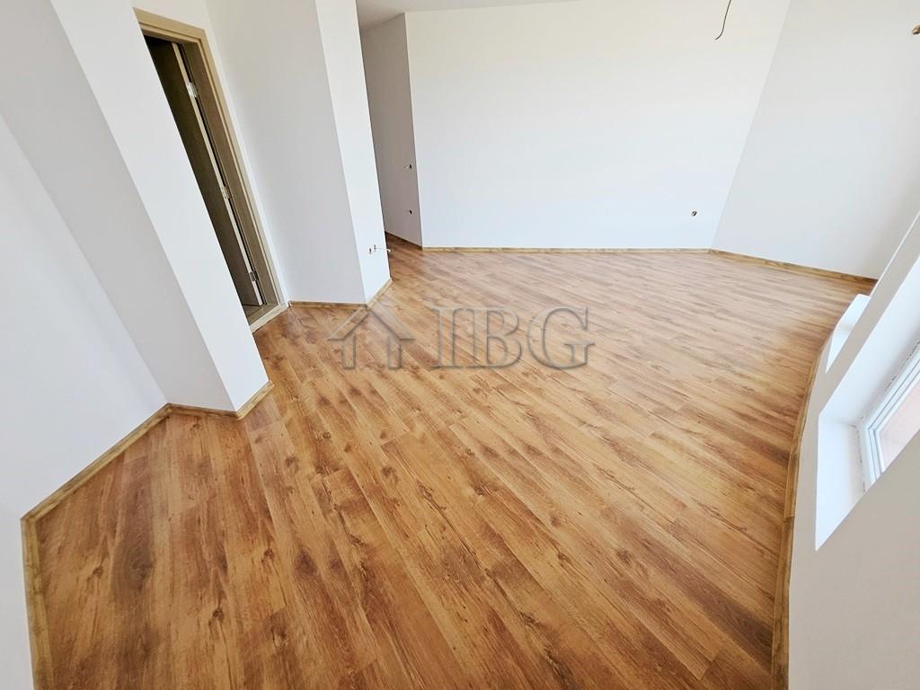 Spacious Studio with Balcony Sunny Day 6, Sunny Beach — photo 3