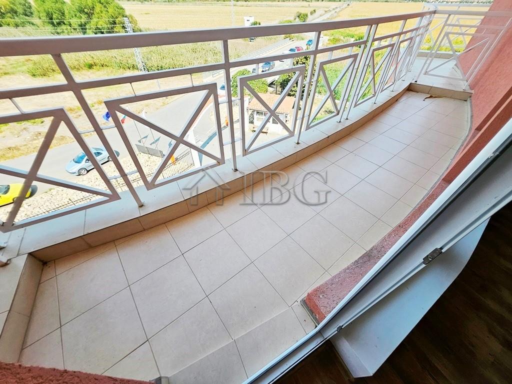 Spacious Studio with Balcony Sunny Day 6, Sunny Beach — photo 5 of 24