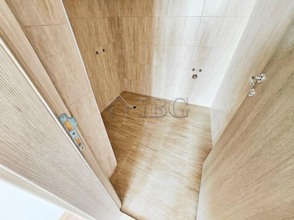 Spacious Studio with Balcony Sunny Day 6, Sunny Beach — photo 16 of 24