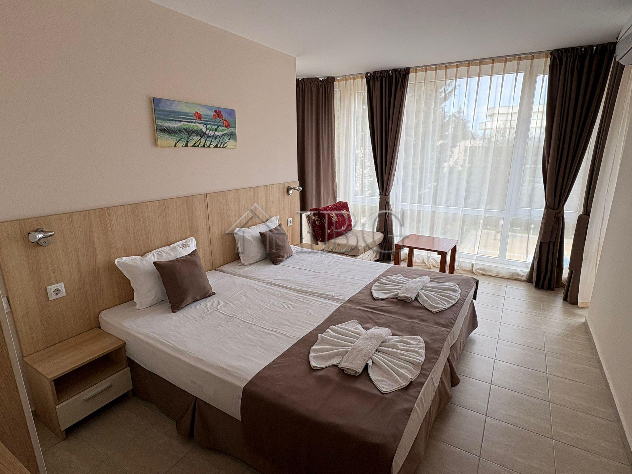 Spacious 2-Bedroom Apartment Karlovo Aparthotel - 200 m from the Beach — photo 13 of 25