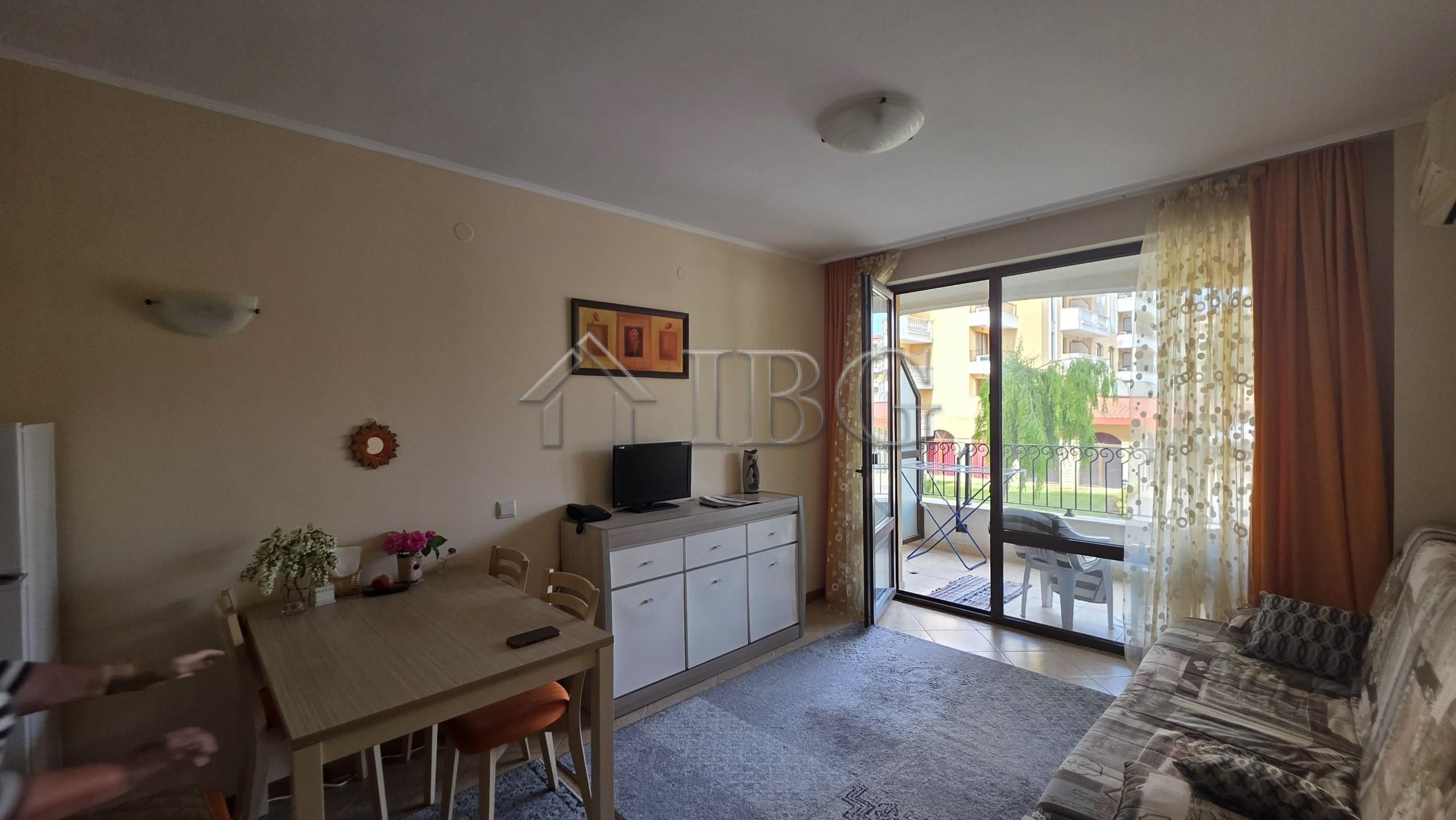 1-Bedroom Apartment with Pool View Royal Sun, Sunny Beach — photo 5