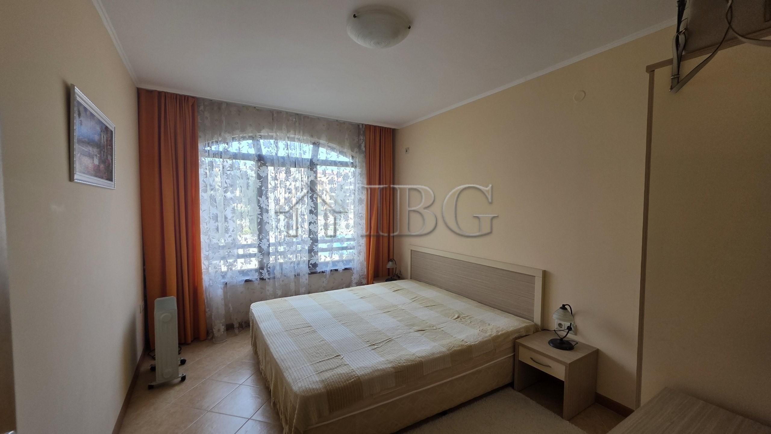 1-Bedroom Apartment with Pool View Royal Sun, Sunny Beach — photo 8 of 20