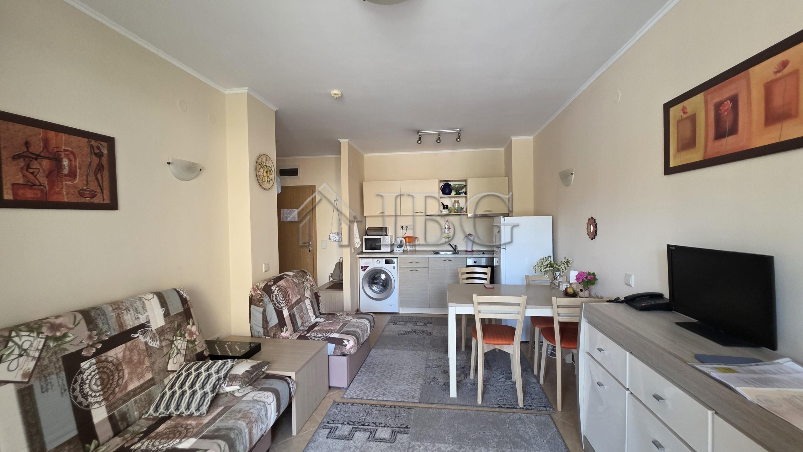 1-Bedroom Apartment with Pool View Royal Sun, Sunny Beach — photo 4