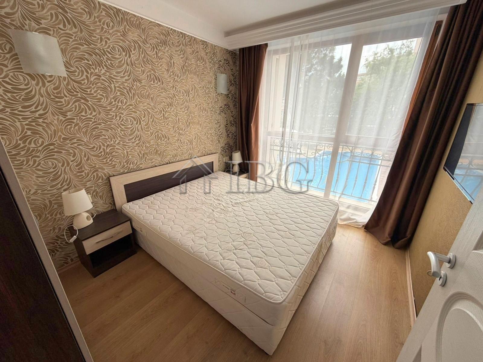 1-Bedroom Apartments with Pool View Harmony Palace, Sunny Beach — photo 8 of 10