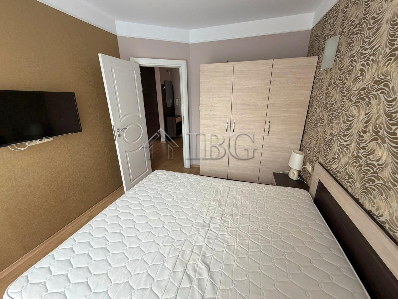 1-Bedroom Apartments with Pool View Harmony Palace, Sunny Beach — photo 9 of 10