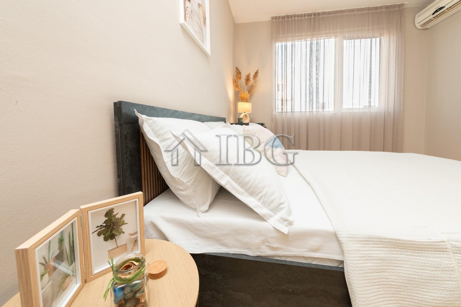 Renovated 2-Bedroom Apartment with Pool View Bravo 5 - Prime Central Location — photo 12 of 21