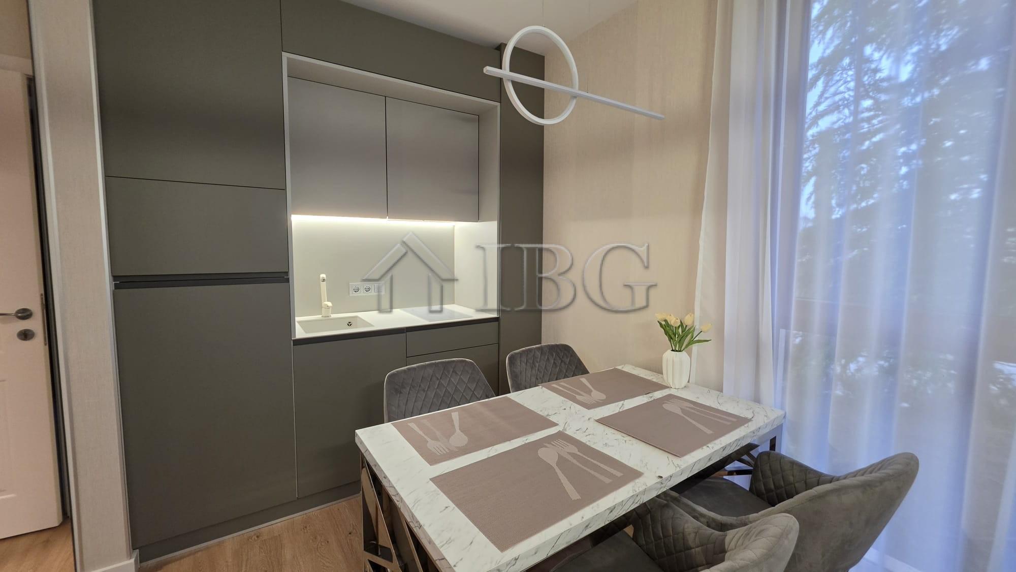 Luxury 1-Bedroom Apartment with Patio Harmony Suites 14, Sunny Beach — photo 6 of 22
