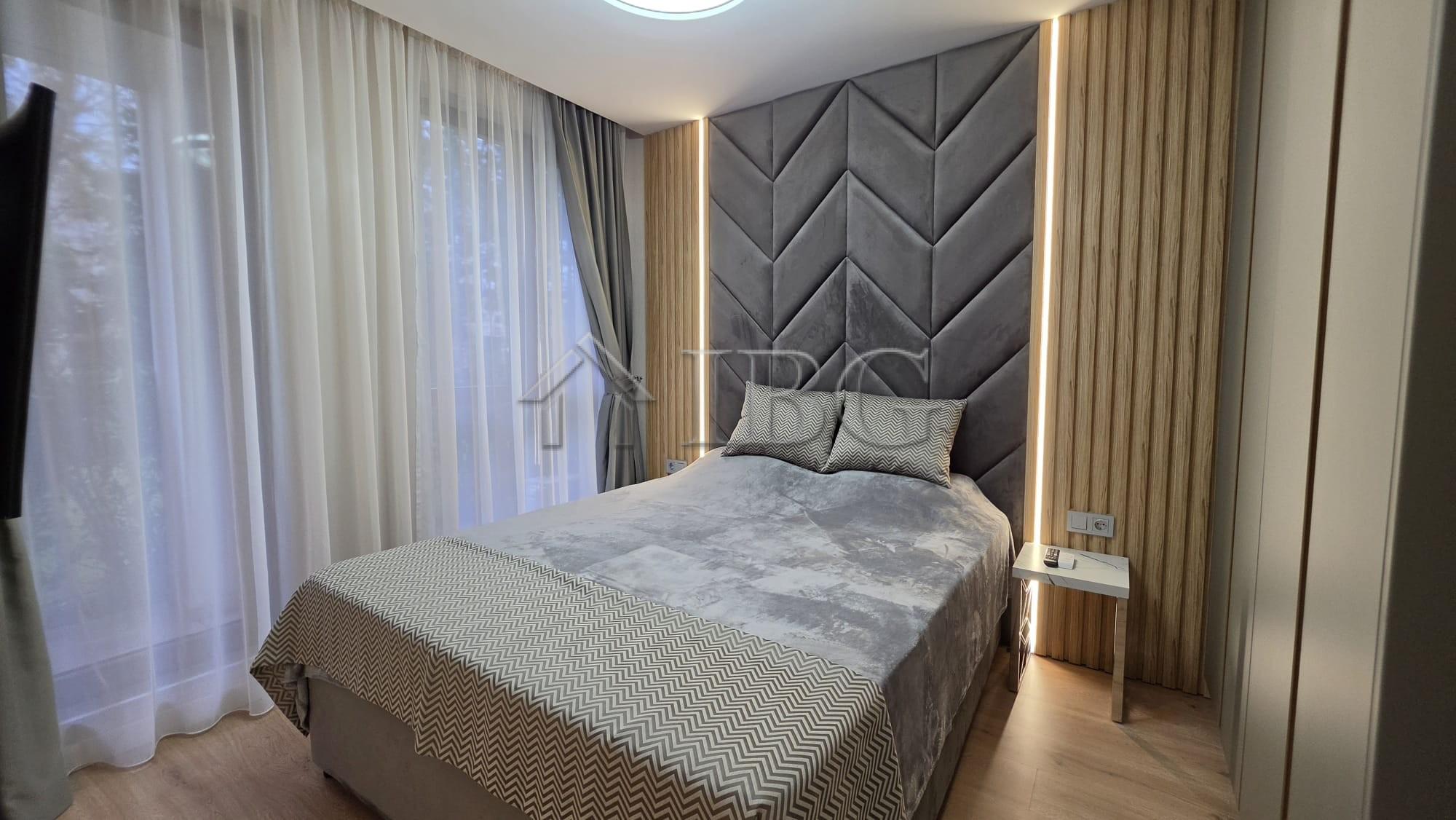 Luxury 1-Bedroom Apartment with Patio Harmony Suites 14, Sunny Beach — photo 8 of 22