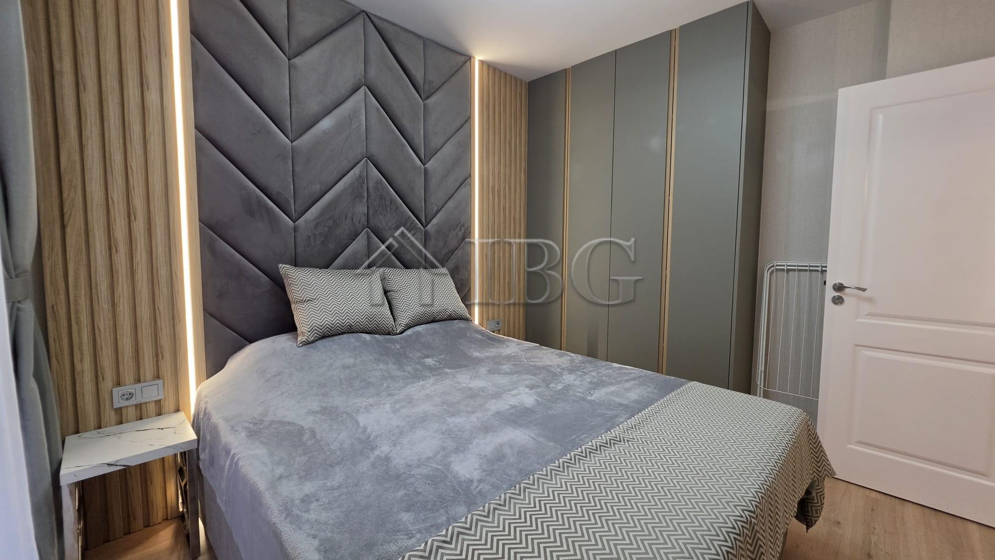 Luxury 1-Bedroom Apartment with Patio Harmony Suites 14, Sunny Beach — photo 9 of 22