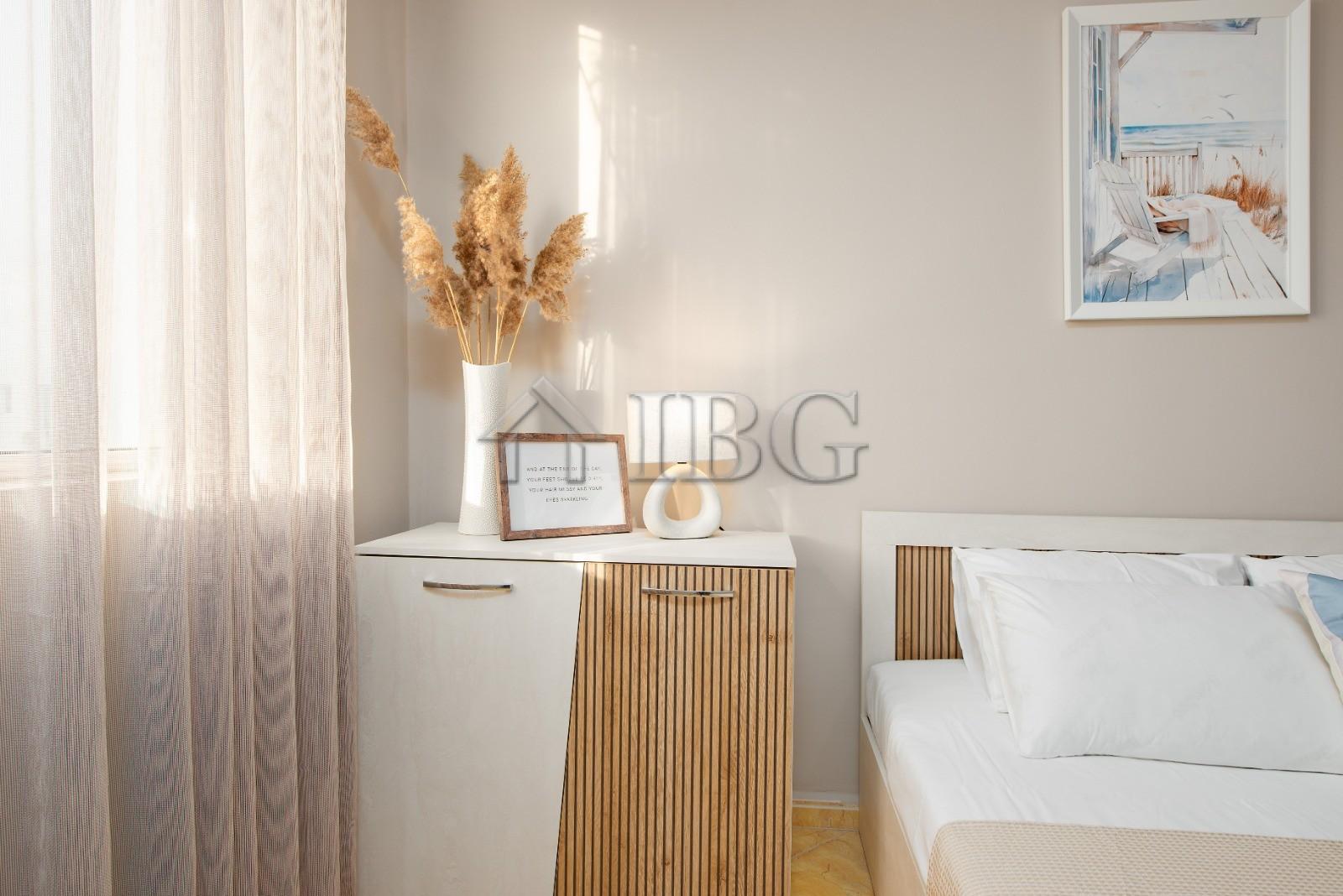 Renovated 2-Bedroom Apartment with Pool View Bravo 5 - Prime Central Location — photo 15 of 21