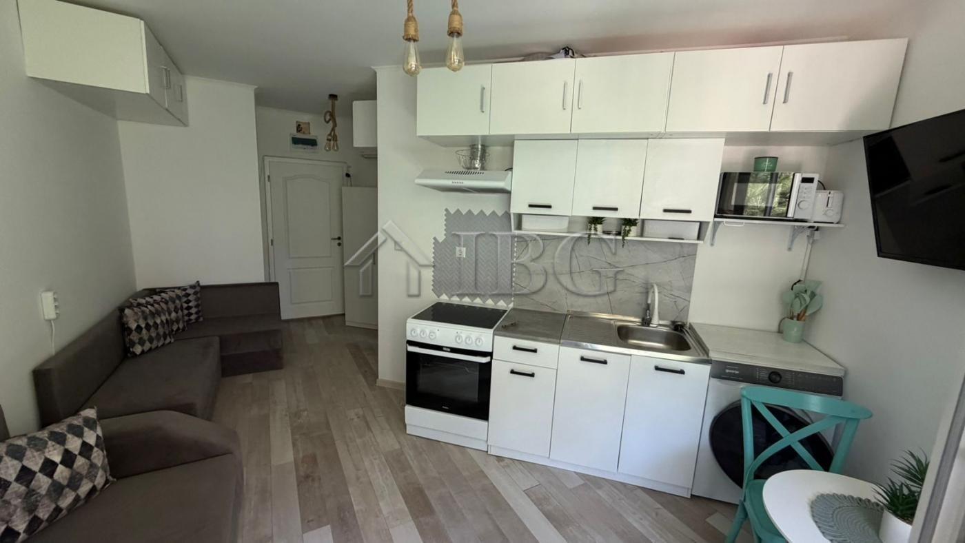 Studio Apartment in Izida Palace Sunny Beach — photo 7 of 20