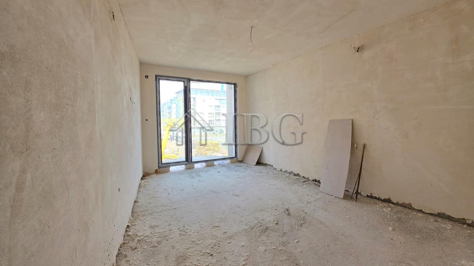 City Residence - Modern Residential Building in the Heart of Sunny Beach — photo 8 of 16
