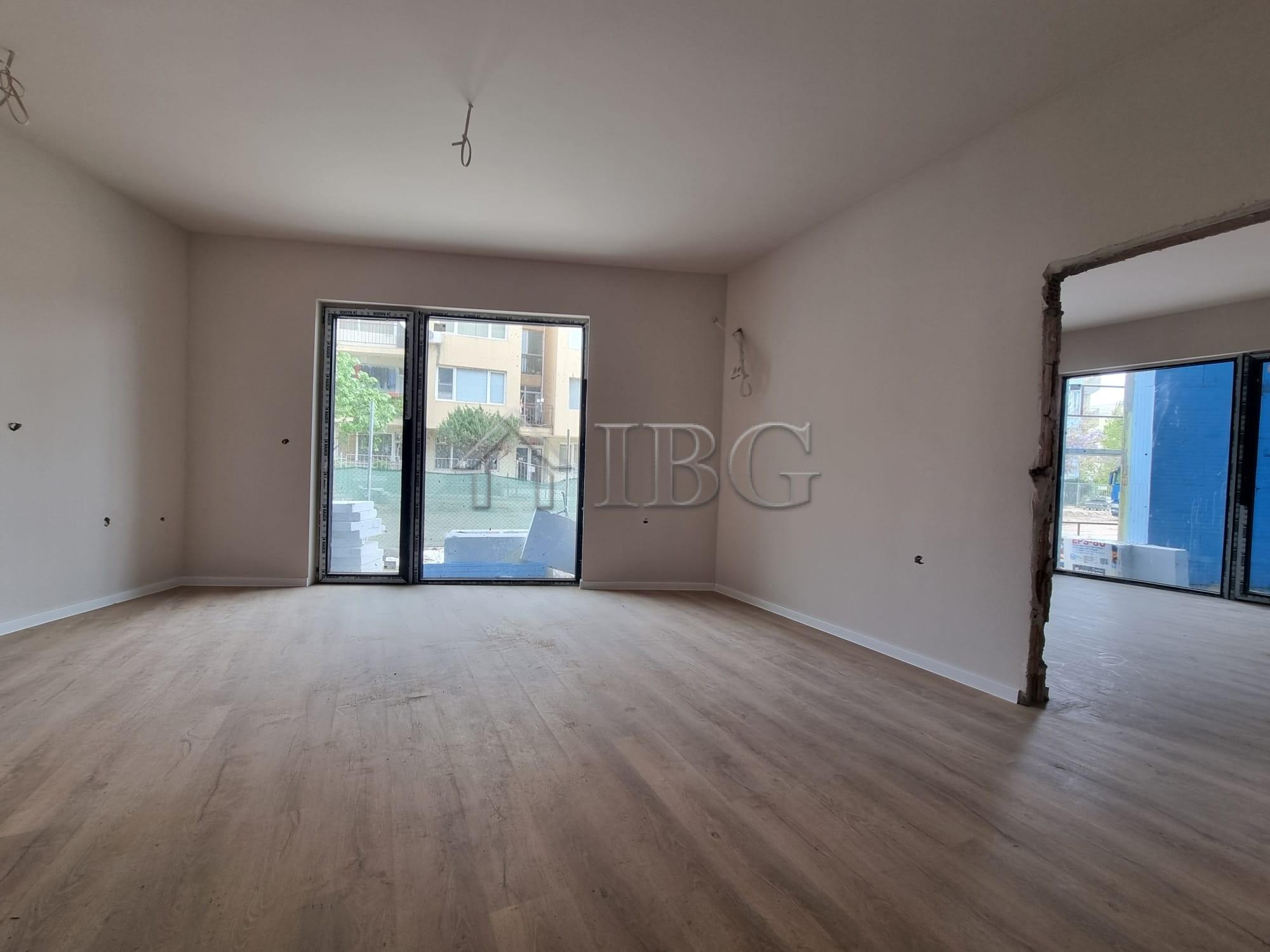 City Residence - Modern Residential Building in the Heart of Sunny Beach — photo 3