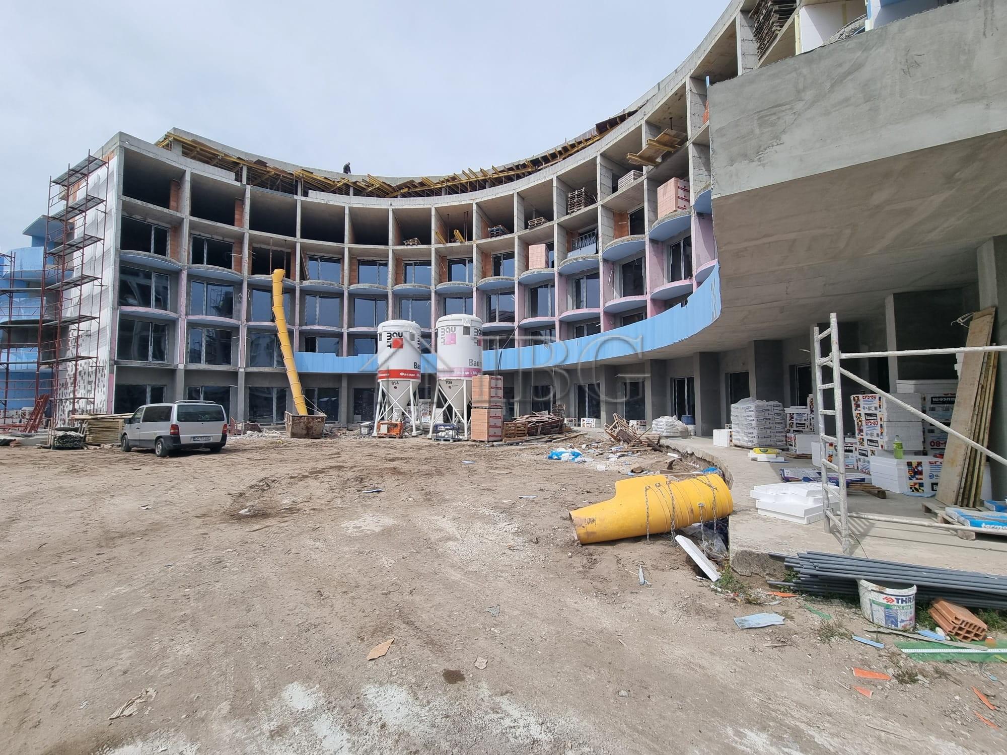City Residence - Modern Residential Building in the Heart of Sunny Beach — photo 2