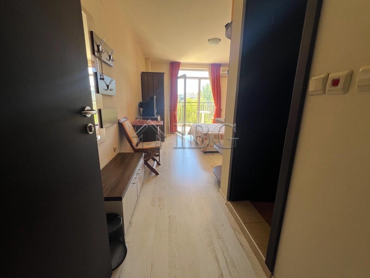Furnished Studio with Pool View Aphrodite 2, Sunny Beach — photo 21 of 21