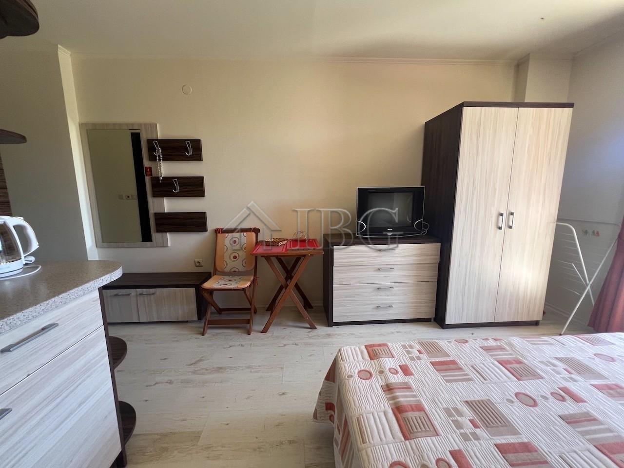 Furnished Studio with Pool View Aphrodite 2, Sunny Beach — photo 19 of 21