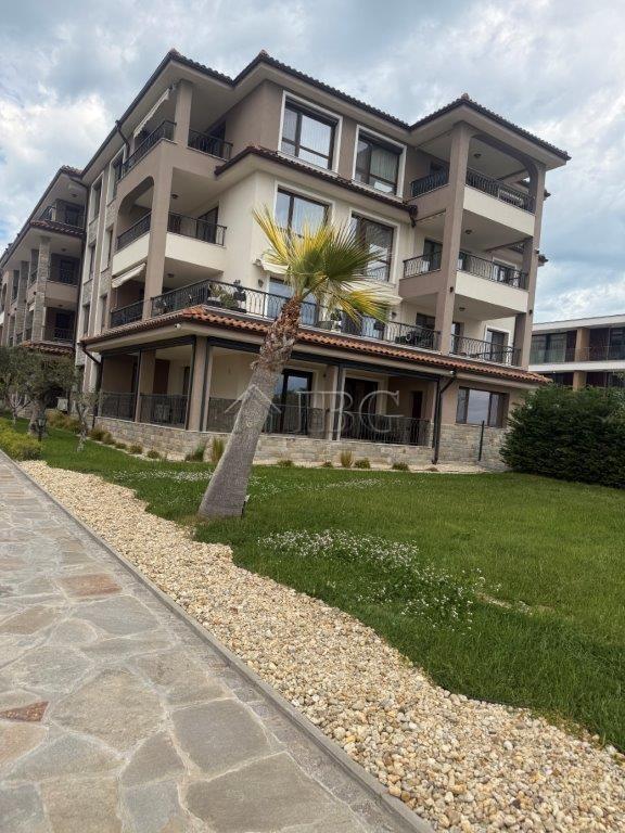 2 Neighboring Apartments with Sea View Burgas Beach Resort 2, Sarafovo - First Line to the Beach — photo 12 of 13
