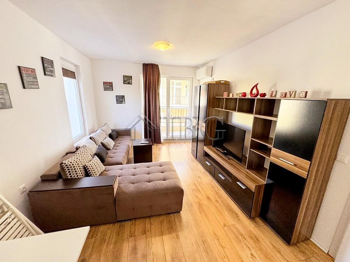 1-Bedroom Apartment with Sea View on the First Line Ipanema Beach — photo 3