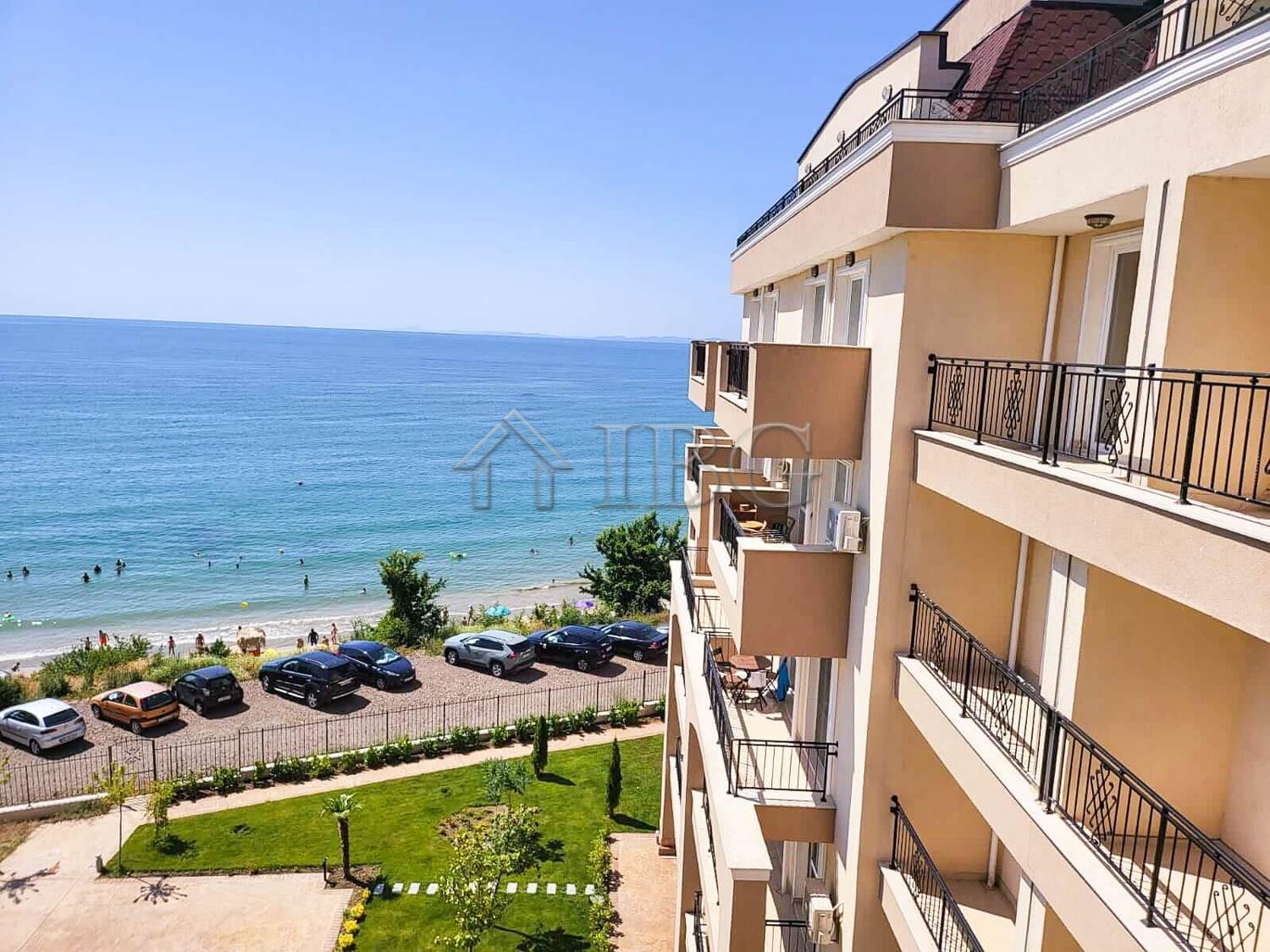 1-Bedroom Apartment with Sea View on the First Line Ipanema Beach — photo 2