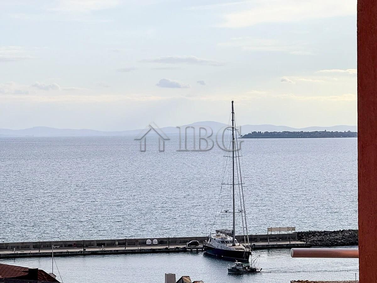 1-Bedroom Apartment with Sea View Lazur 5 - 50 m from the Beach — photo 6