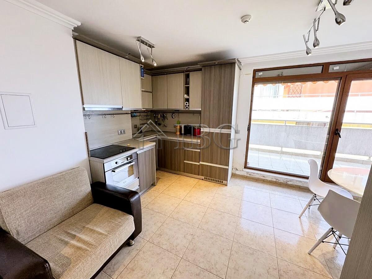 1-Bedroom Apartment with Sea View Lazur 5 - 50 m from the Beach — photo 2