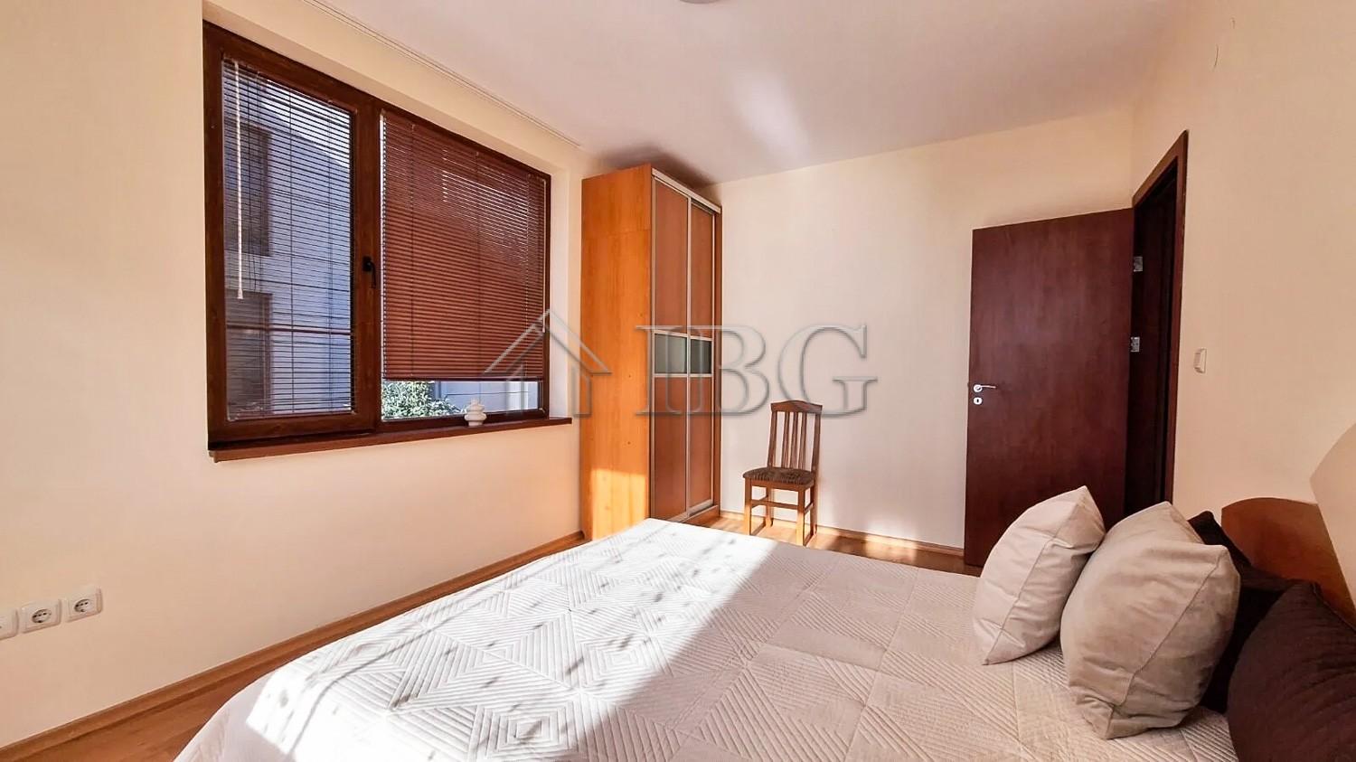 Spacious 1-Bedroom Apartment with Sea View Siana 4 Complex - 250 m from the Beach — photo 8 of 14