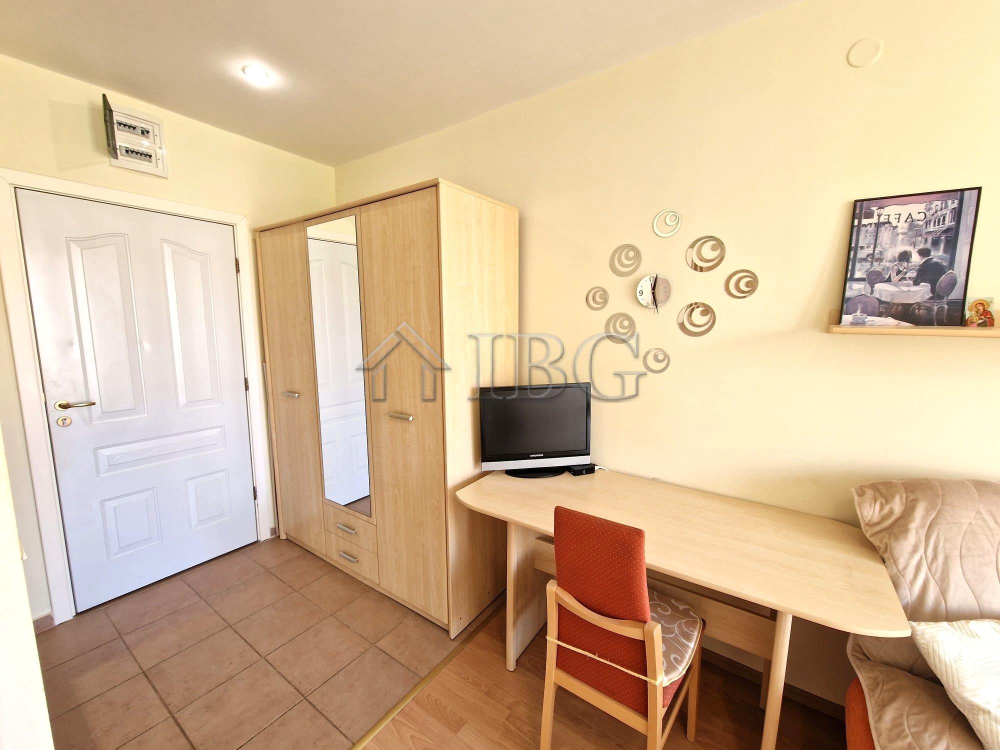 Studio with balcony - Pool and Park Views in Holiday Fort Noks, Sunny Beach — photo 7 of 12