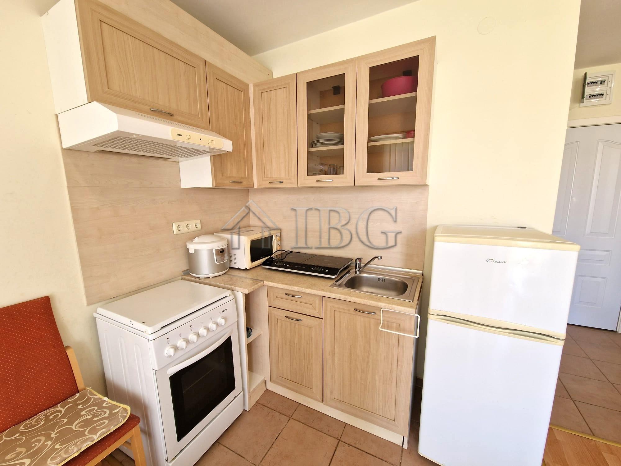 Studio with balcony - Pool and Park Views in Holiday Fort Noks, Sunny Beach — photo 5